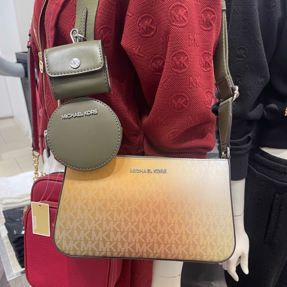 MICHAEL KORS Jet Set Small Ombré Signature Logo Crossbody Case Apple Airpods Pro
